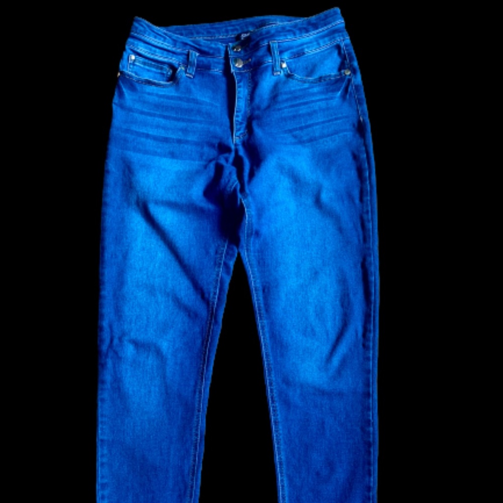 Jones New York Signature Stretchy Skinny Jeans - Size 6